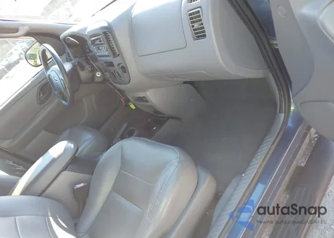 2001 Ford Escape Xlt из США, поврежденный, VIN 1FMYU041X1KF17026